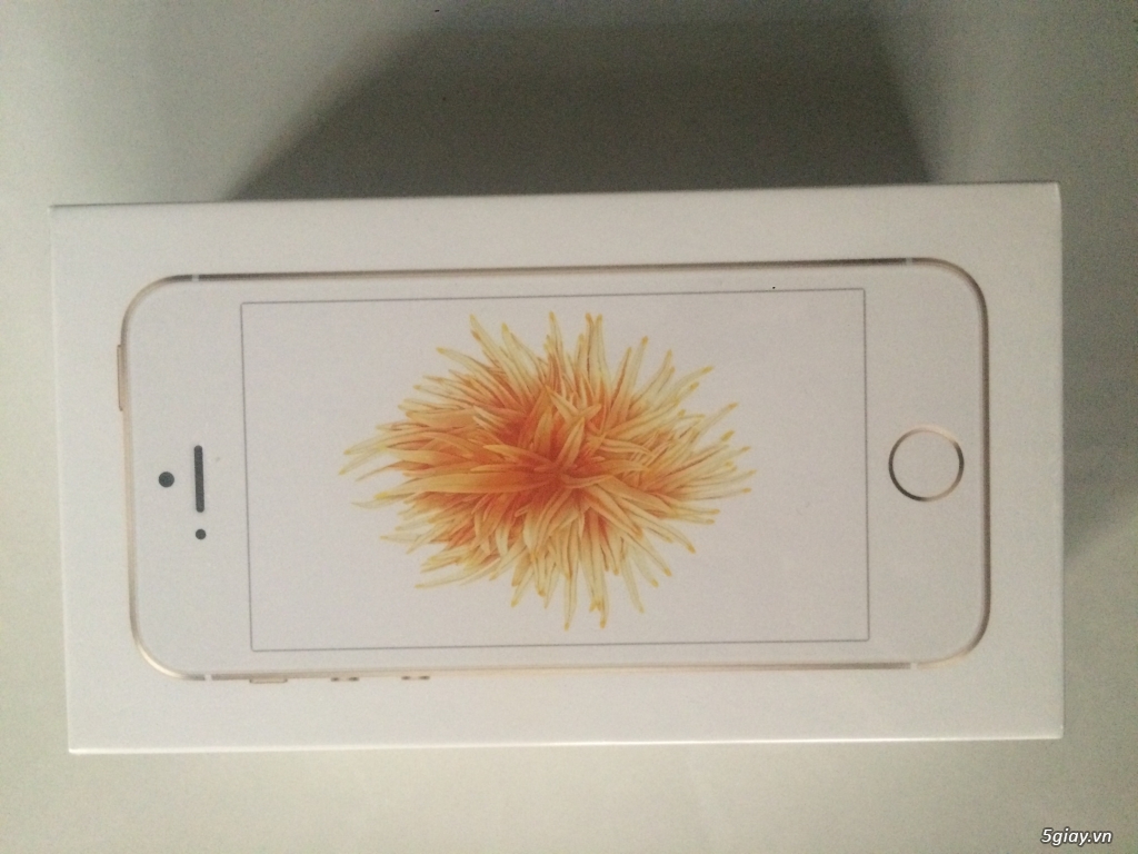 Bán Iphone SE 32GB Gold, Nguyên seal chưa active.