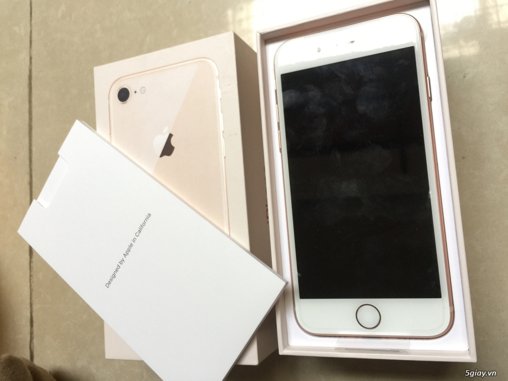 Iphone 8_64GB Gold New - 2