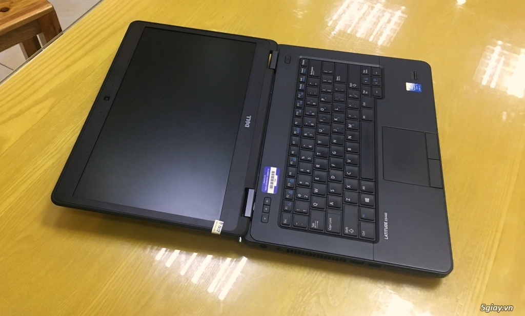 Dell Latitude E5440 (Core Haswell I5 4300U, 4GB, 320GB) đèn phím