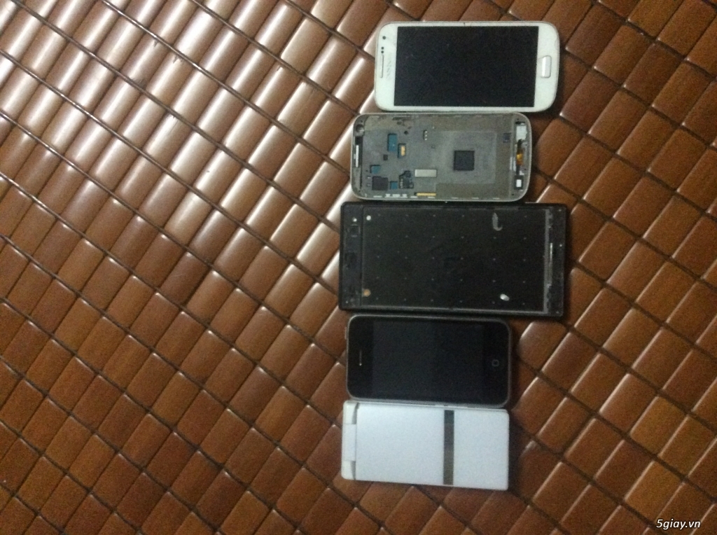 ve chai laptop+ điện thoại songlinh tinh cần thanh lý ăn trung thu