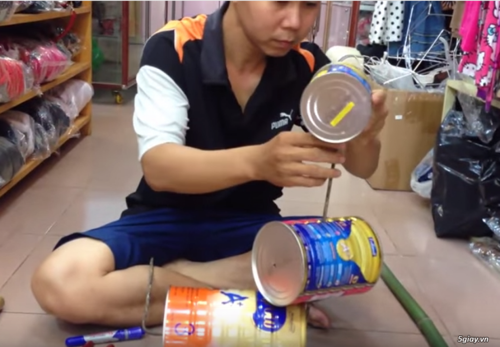 Làm lồng đen bằng lon sữa chơi Trung thu - 4