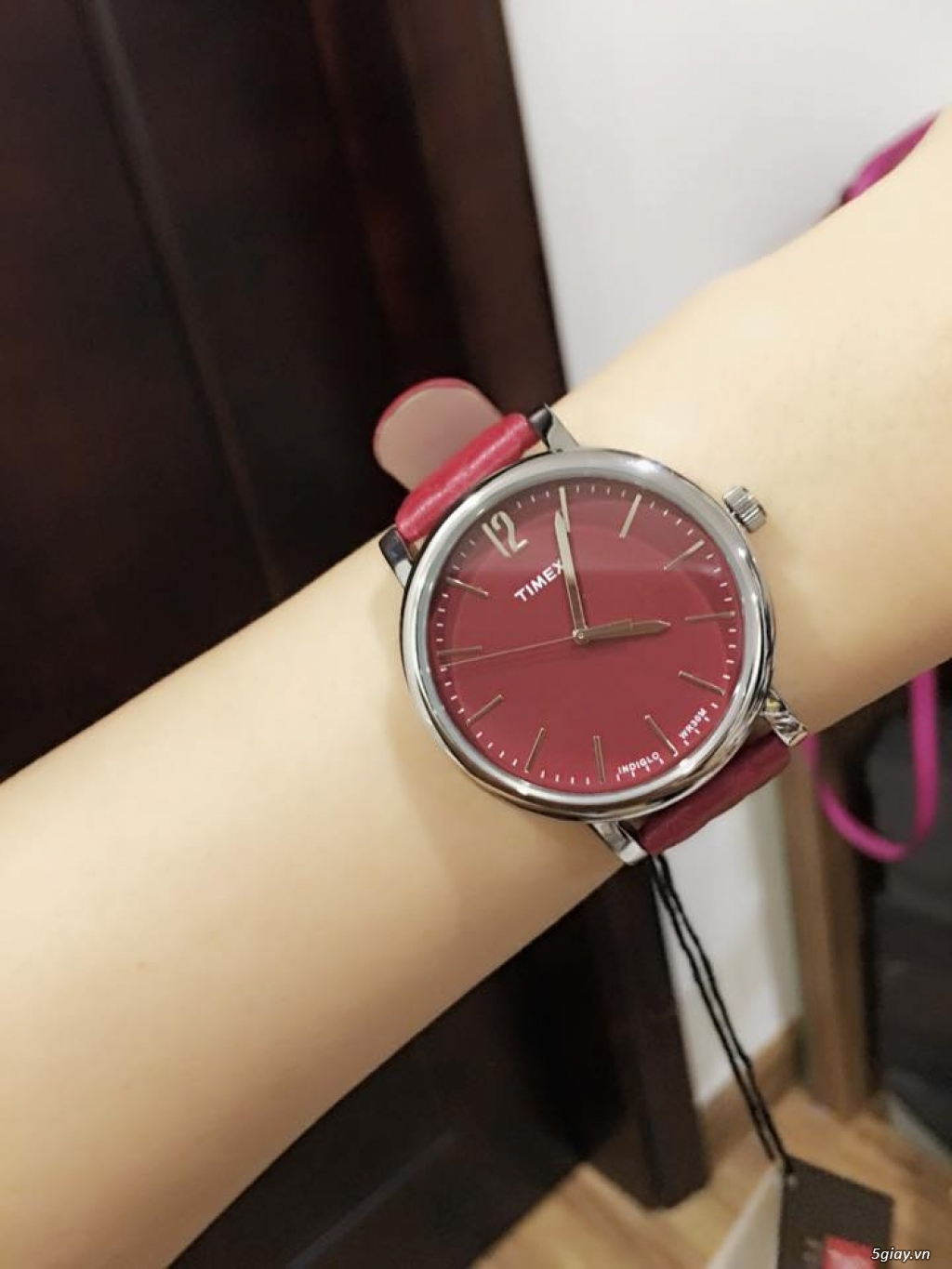Đồng hồ nữ chính hãng giá tốt từ Amazon, Jomashop, ebay - 5