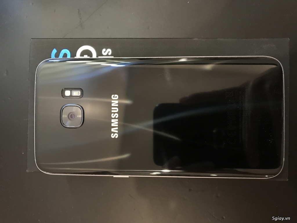 Samsung galaxy S7 edge (cty 2 sim) hết bảo hành. Mới 99% - 9