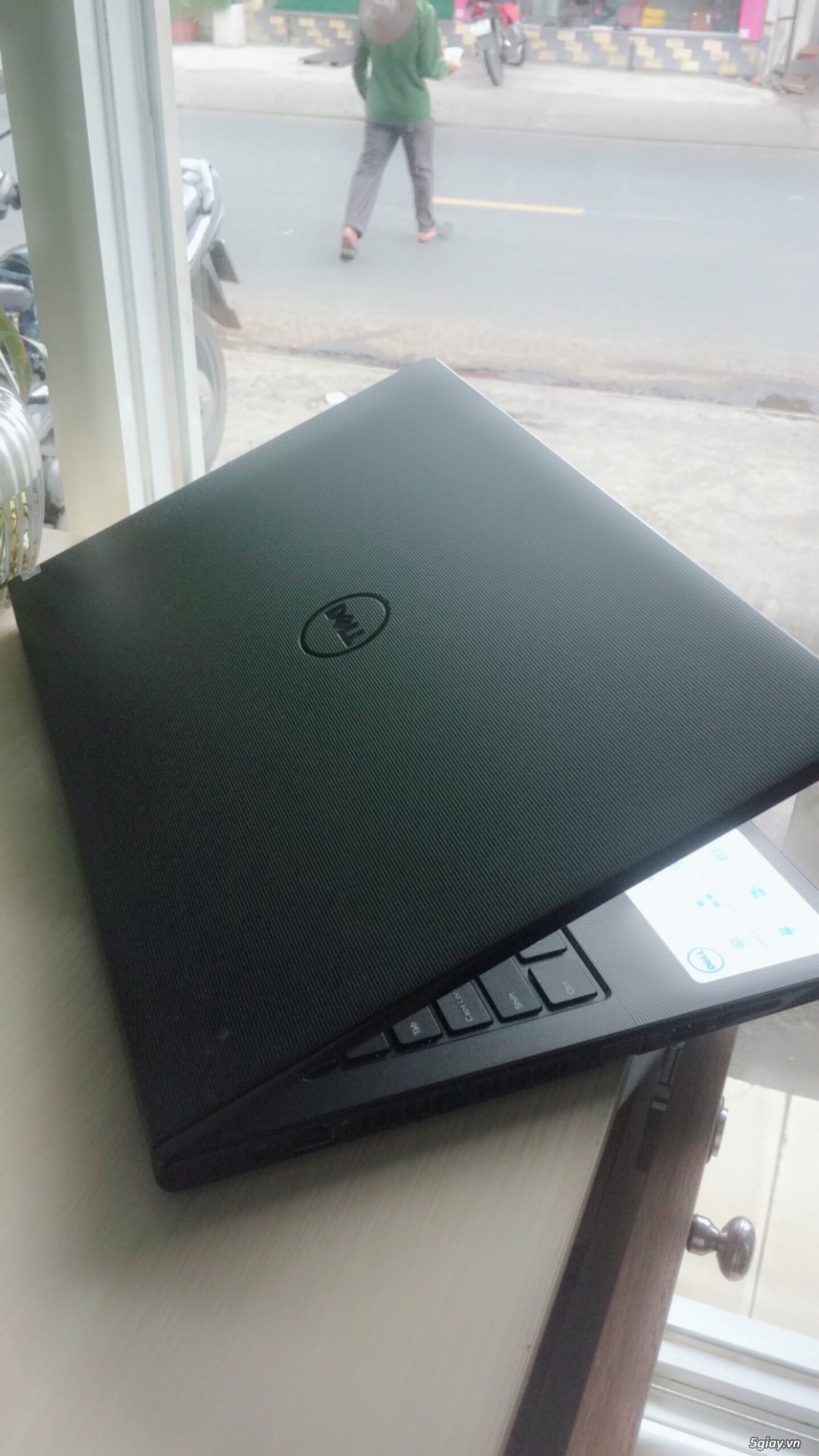 Laptop dell vostro 3559 - 2