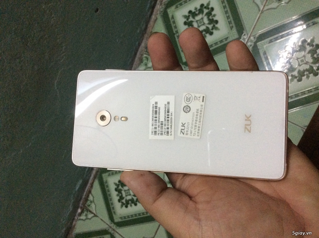 zuk z2 pro - 2