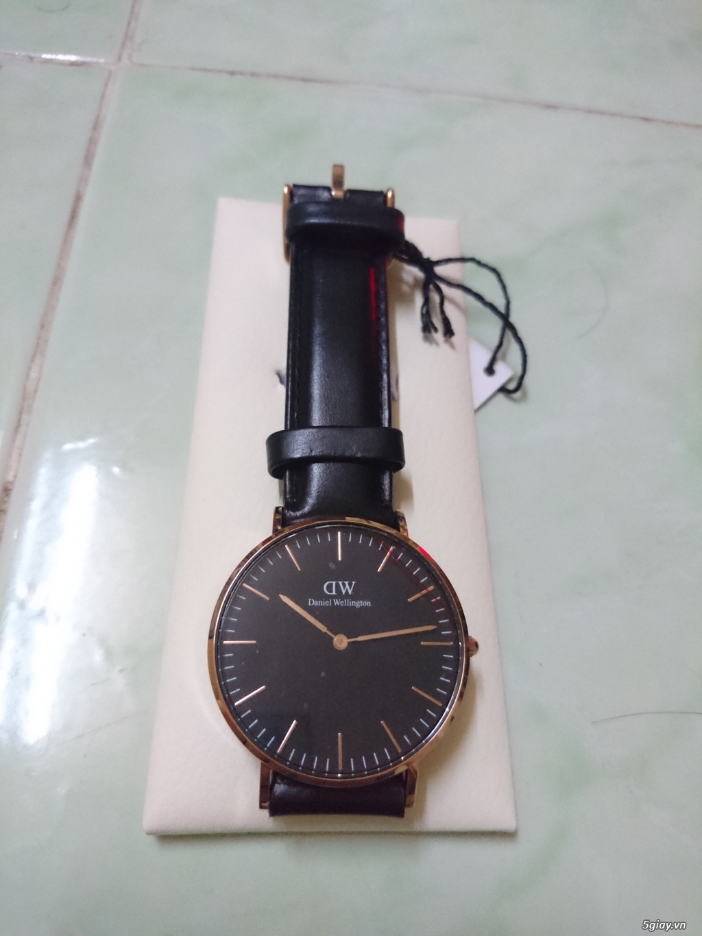 (HCM - Q3/7) Đồng hồ + vòng tay + dây da Daniel Wellington 36mm - 2
