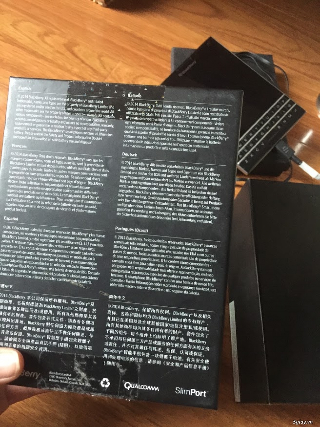 Cần bán Blackberry Passport Like New full box, tặng bao da,2 miếng dán - 4