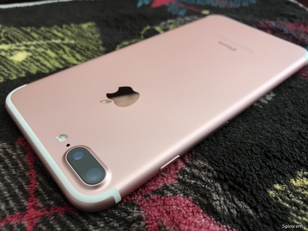 7 Plus 128 1 em Gold 1 em Rose đẹp như siêu mẫu - 1