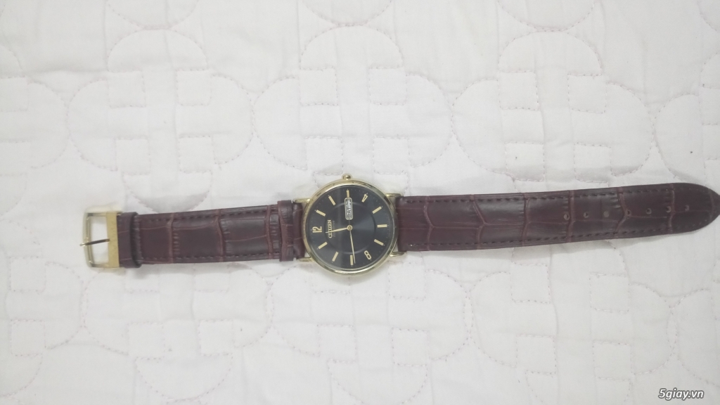 Cần bán đồng hồ citizen eco drive