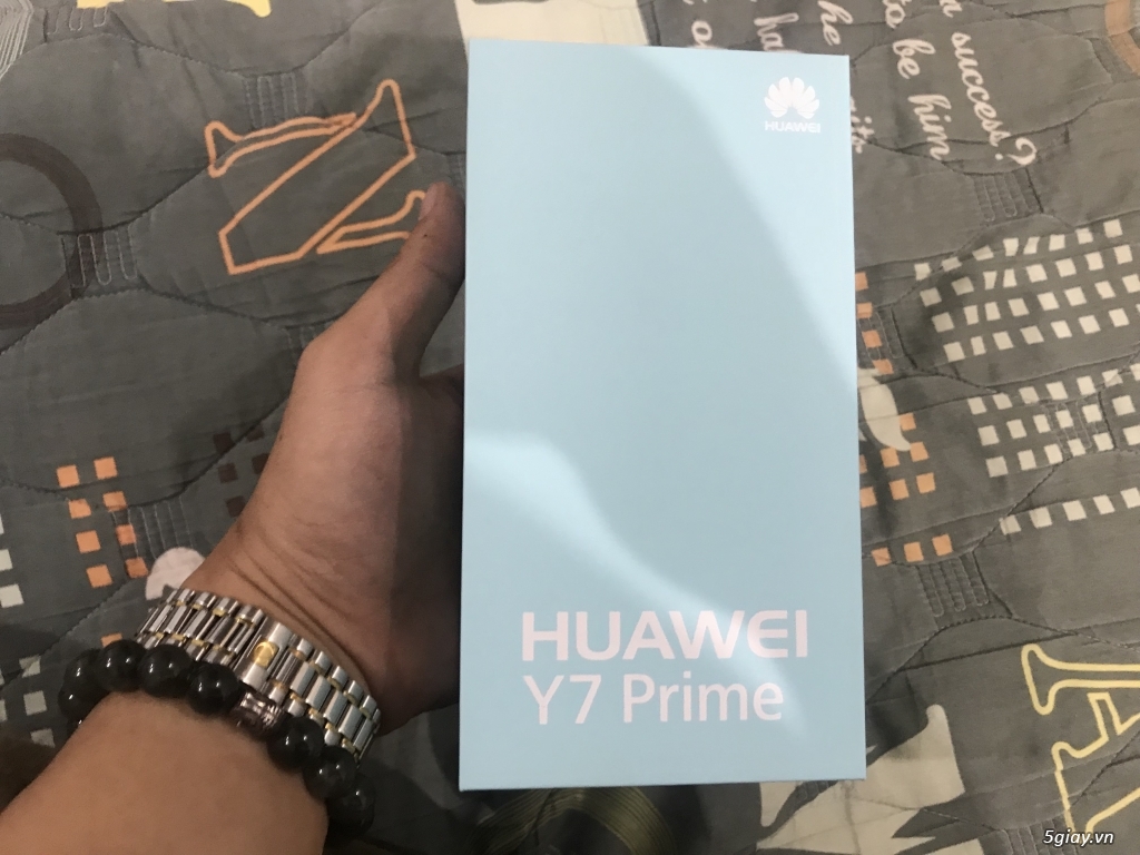HUAWEI - Y7 PRIME - Chính hãng BH, Fullbox Nguyên seal - GIÁ CỰC TỐT!!
