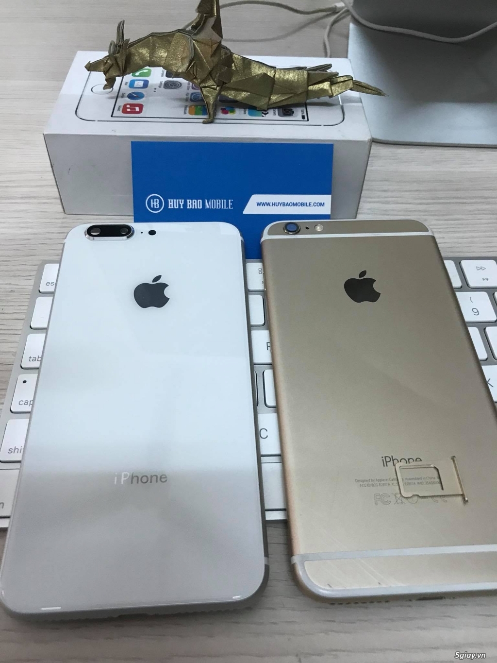 Thay vỏ 6,6s,6 plus, 6s plus thành 8, 8 plus chuẩn như zin - 1