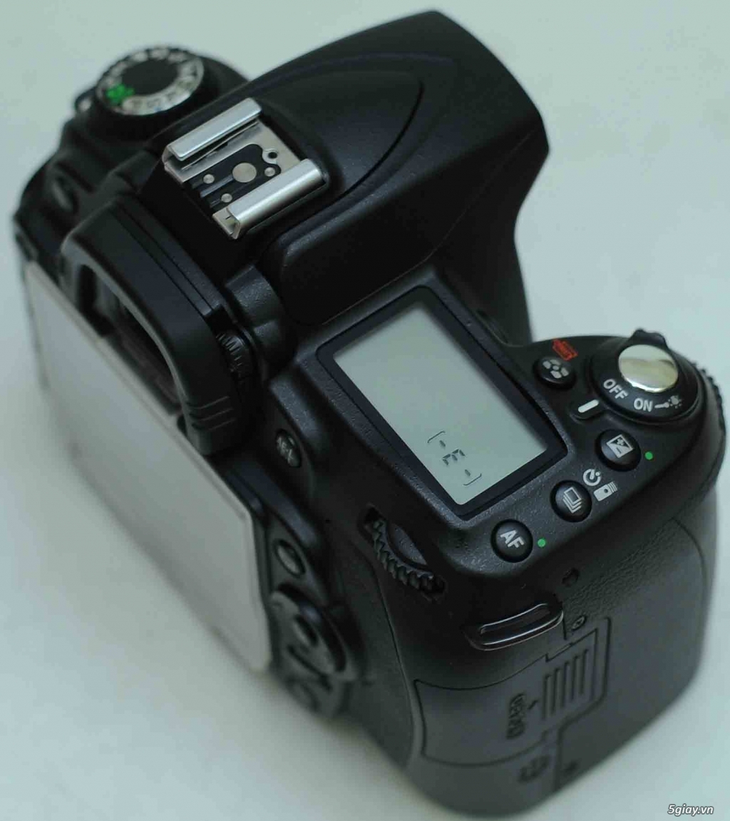 Nikon D90 kit 18-105 VR - 2