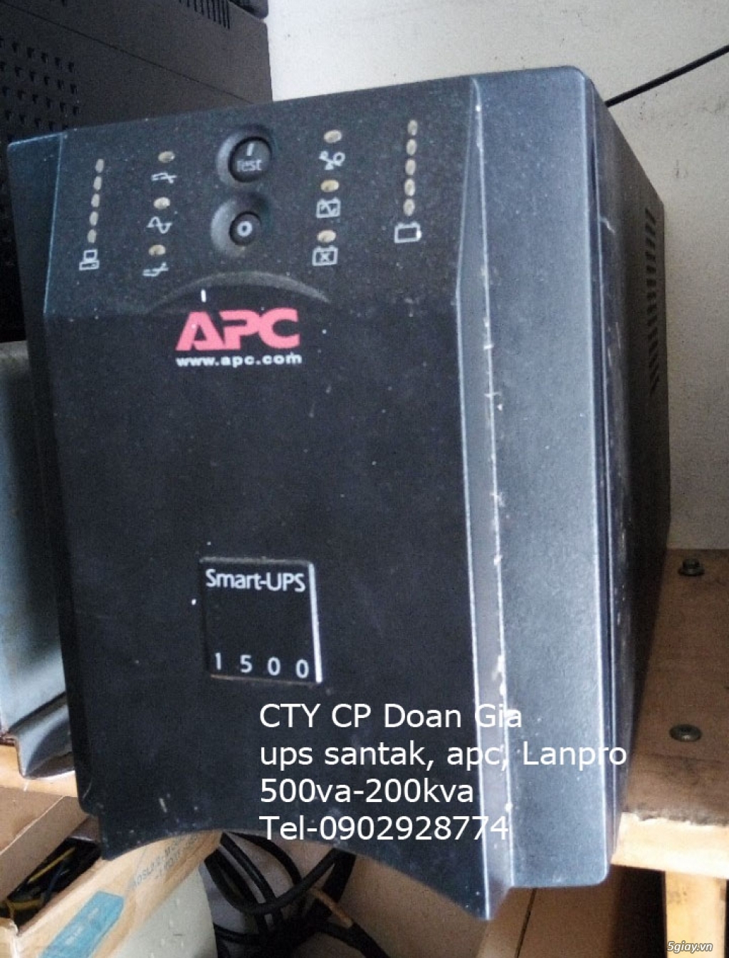 Bộ lưu điện ups apc 1500va gắn acqui ngoài