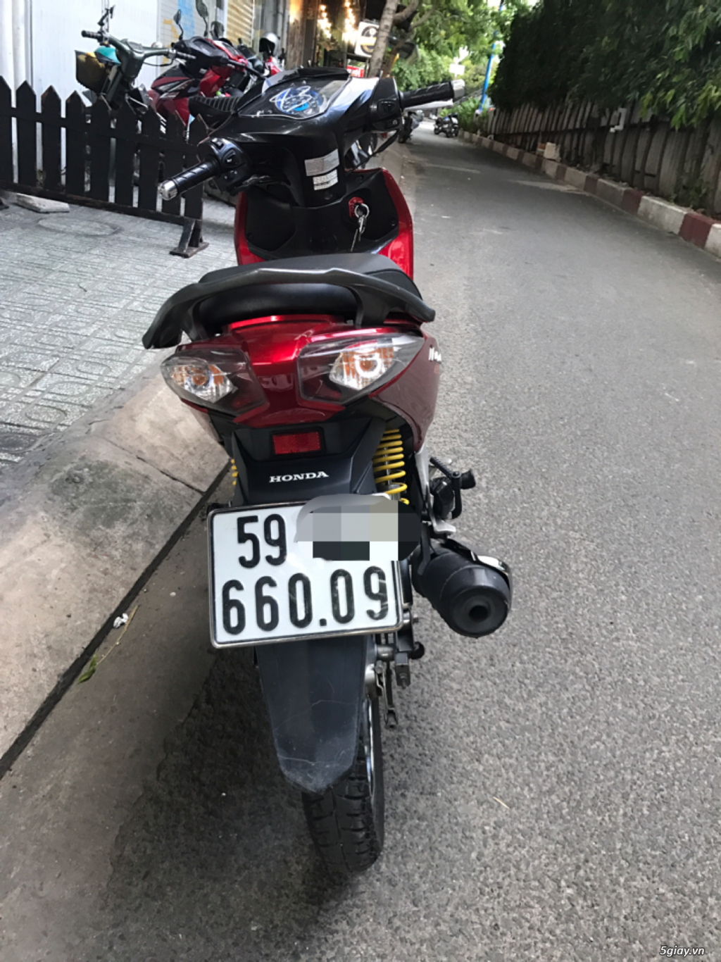 Future 2014 bình xăng đẹp leng keng - 4