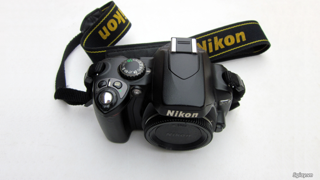 Bán Nikon D40 và lens 24-120 AFS - VR - 1