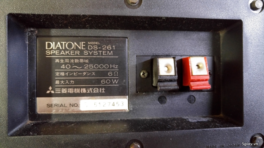 Loa  Diatone DS 261 ,zin 100%,thùng rất mới,2t2 - 2