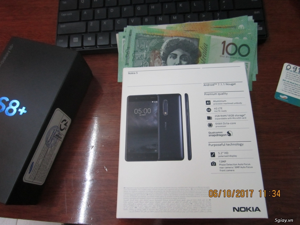 Nokia 5 màu bạc.và philips v377 - 2