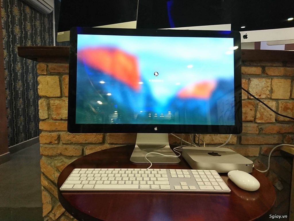 Việt Nghĩa Phát - Màn hình Apple Cinema 27