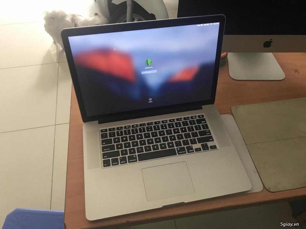 Macbook Pro Retina 15in nguyên zin cần bán