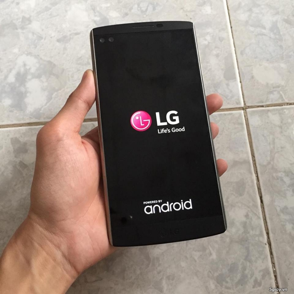 LG V10 zin lên treo logo