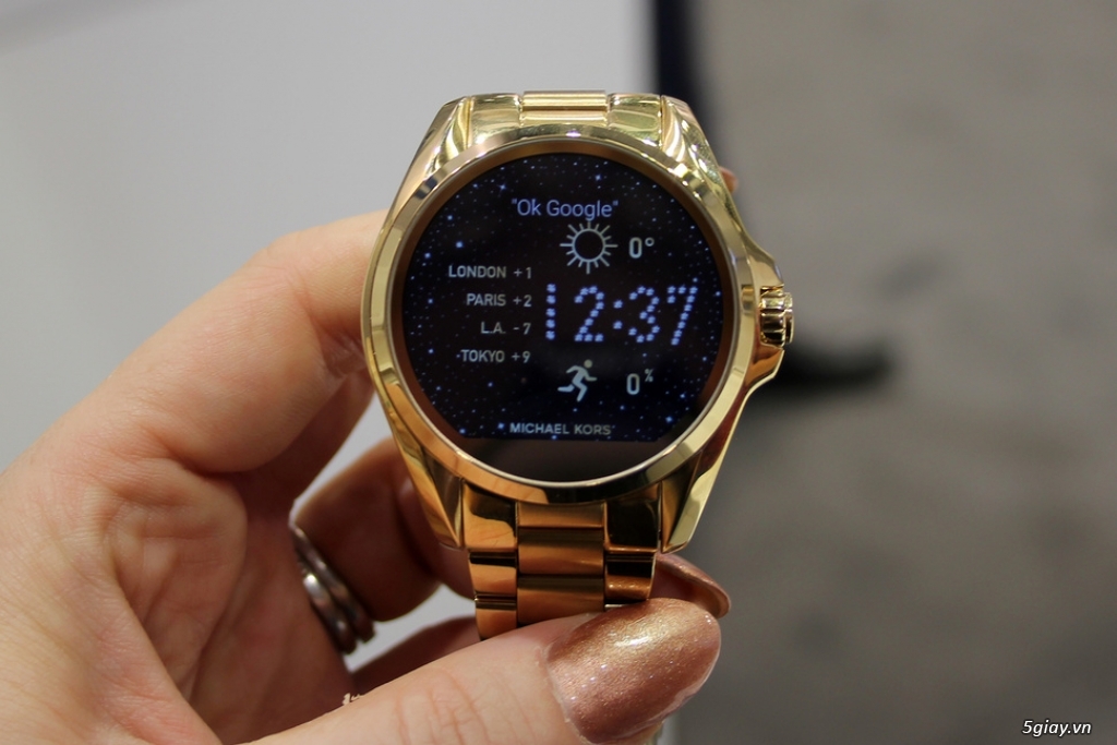 HCM - Đồg hộ smart watch Michael Kors - Smart Watch 99% - 1