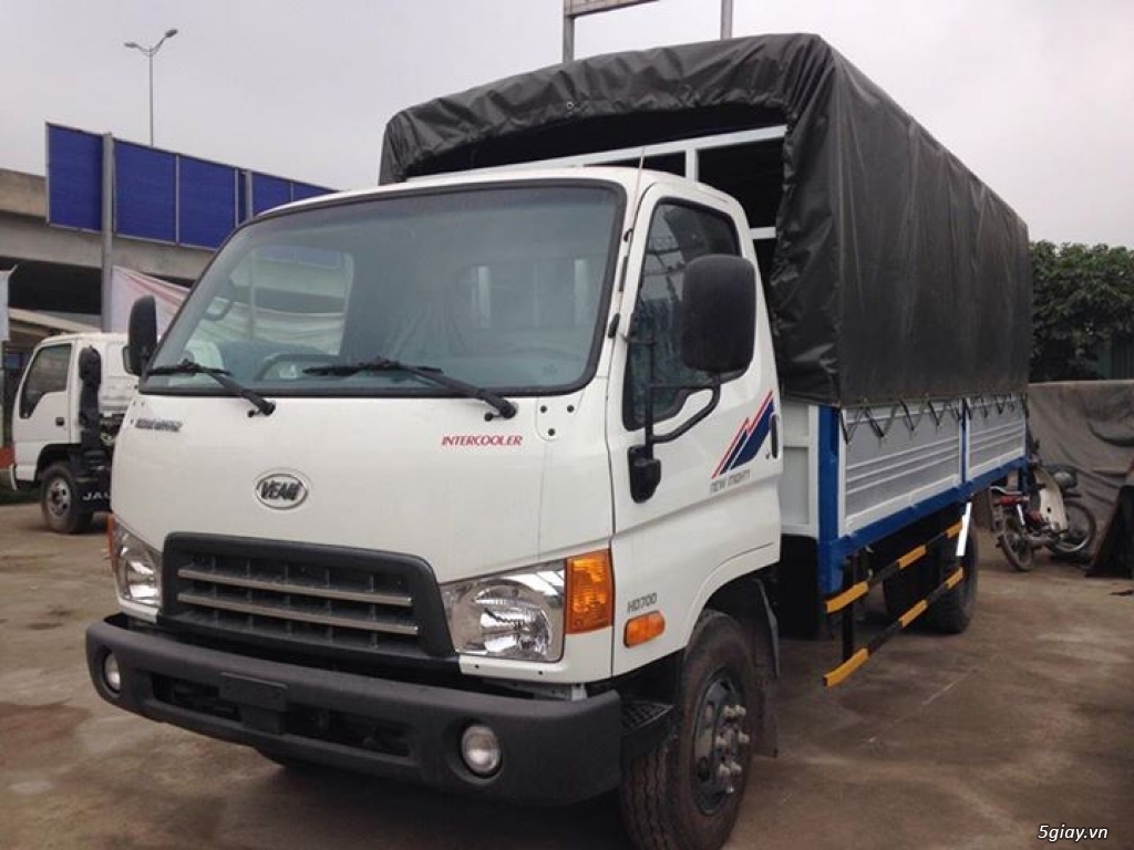 Xe tải HD800 tải trọng 8,1 tấn thùng dài 5m1 , nhập khẩu 3 cục - 4