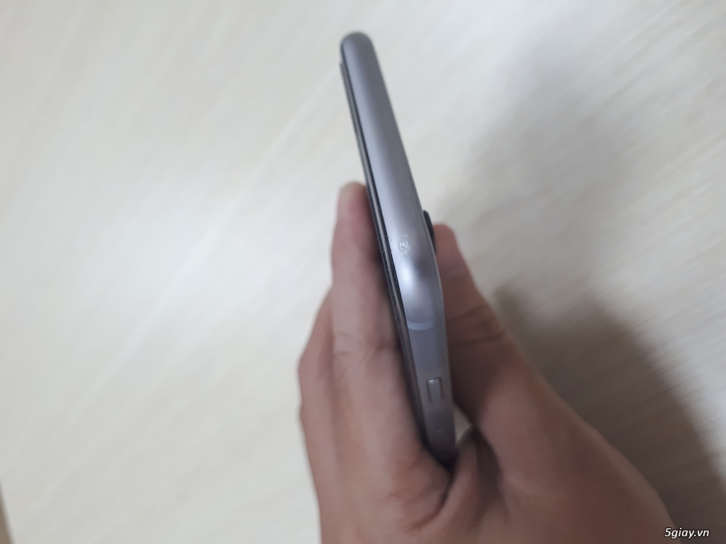 Bán iPhone 6s 16GB grey quốc tế - 4