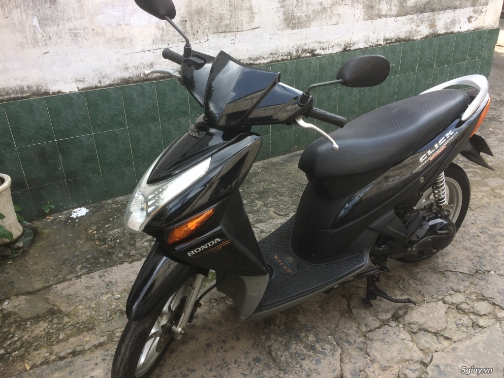 Honda Click 2008 màu đen ,bstp ,ngay chủ bán ,giá 15,5 tr (còn t/L). - 1