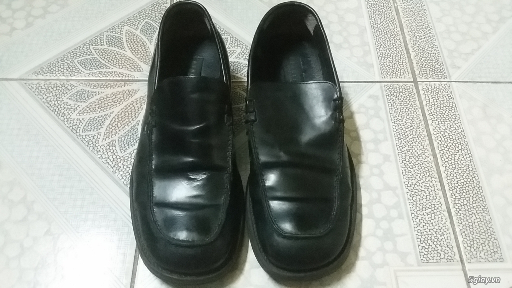 giày reaction kenneth cole ( size 8)