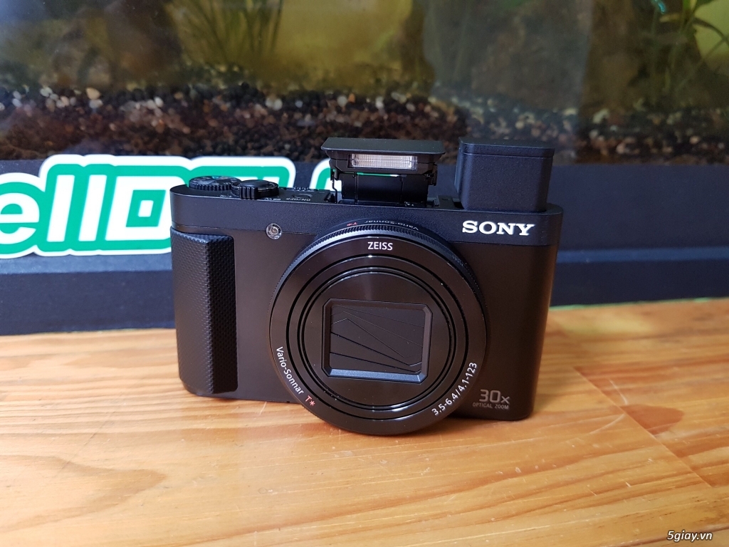 Siêu compact Sony HX90V siêu zoom 30x rất mới