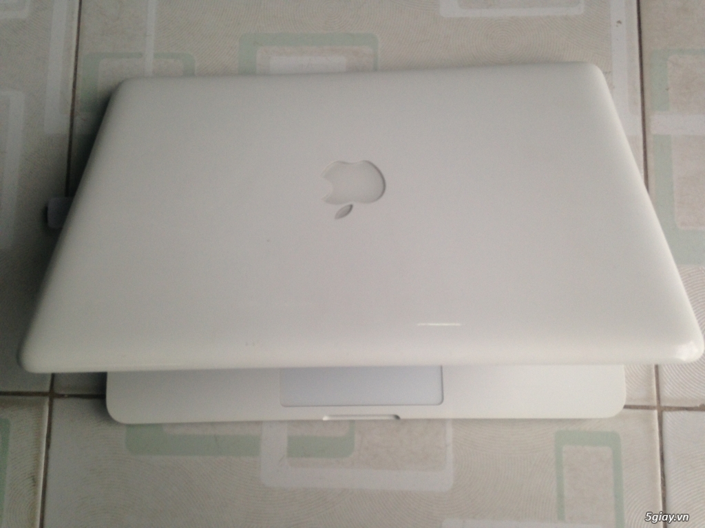 macbook white pro mid 2010 - 1