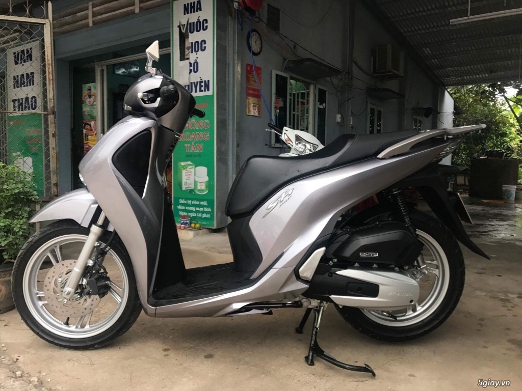 Bán Sh 150i ABS 2017 Bạc Xám Bstp vip keng 98% - 1