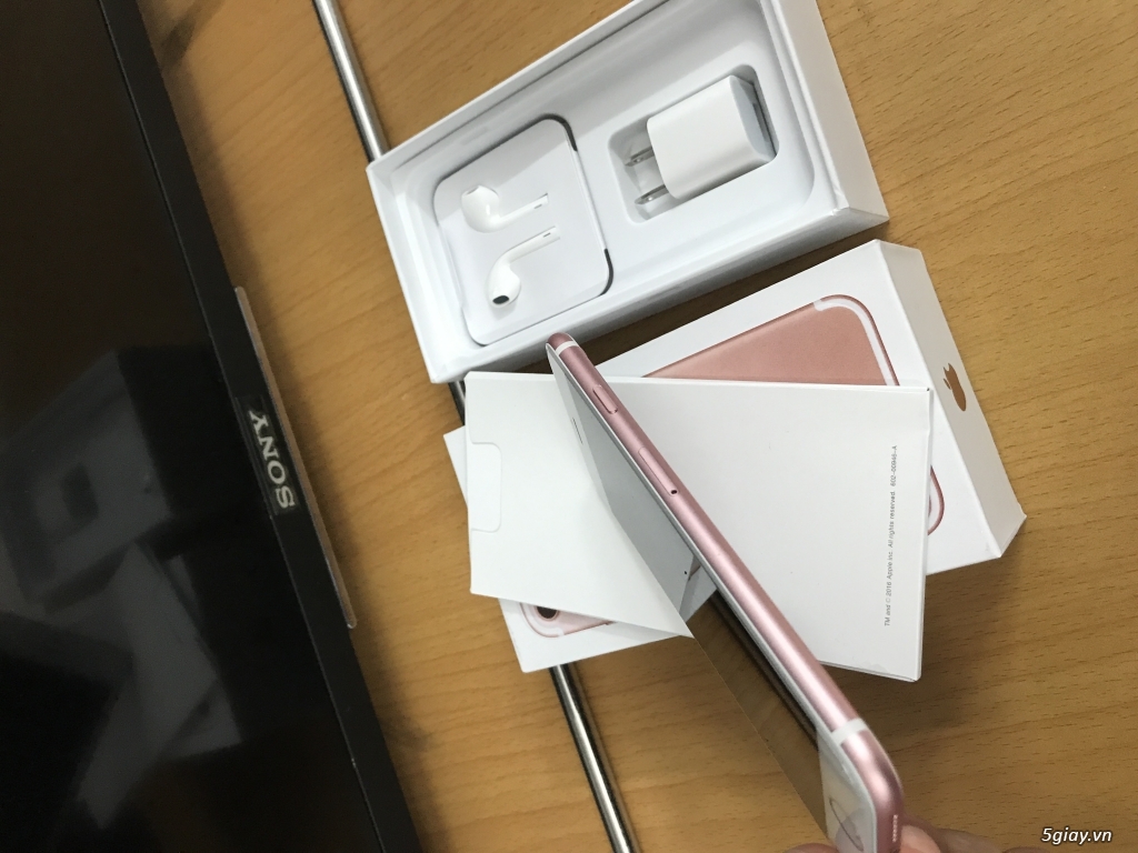 Iphone 7 32GB Rose Quốc tế like new 99% - 2