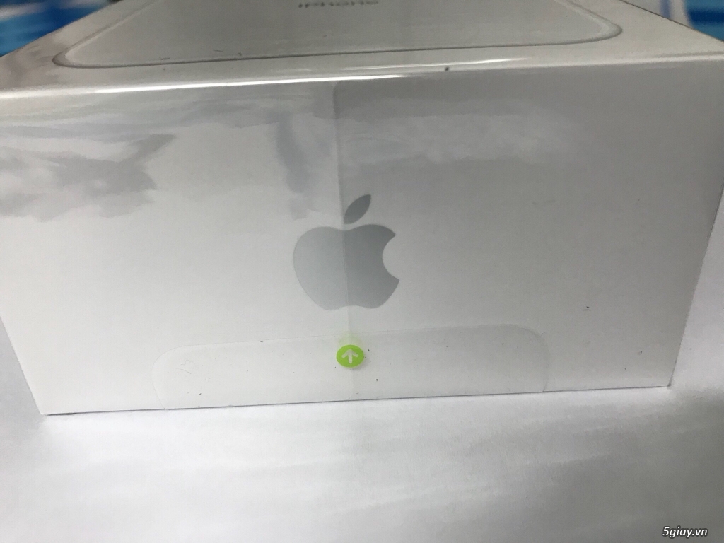 IPhone 8 Plus 64Gb Silver Ll nguyên seal