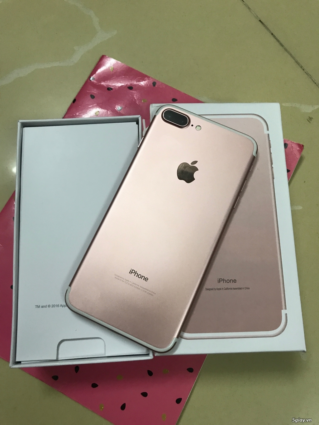 Bán iphone 7 plus vàng hồng 32gb 99.9% đẹp như mới nguyên zin - 1