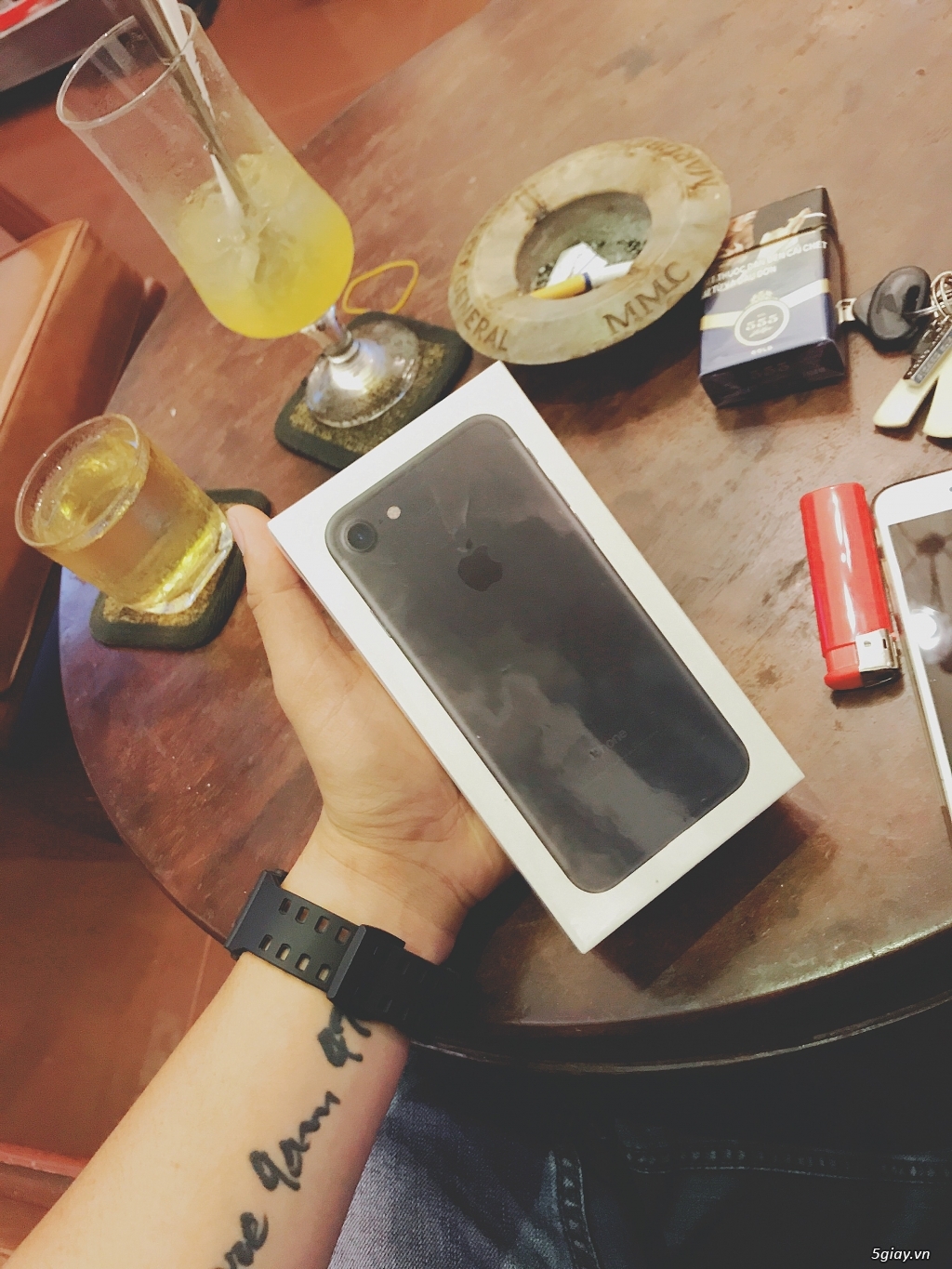 iPhone7 32 đen hàng Mĩ mới 100% 13tr5 - 2