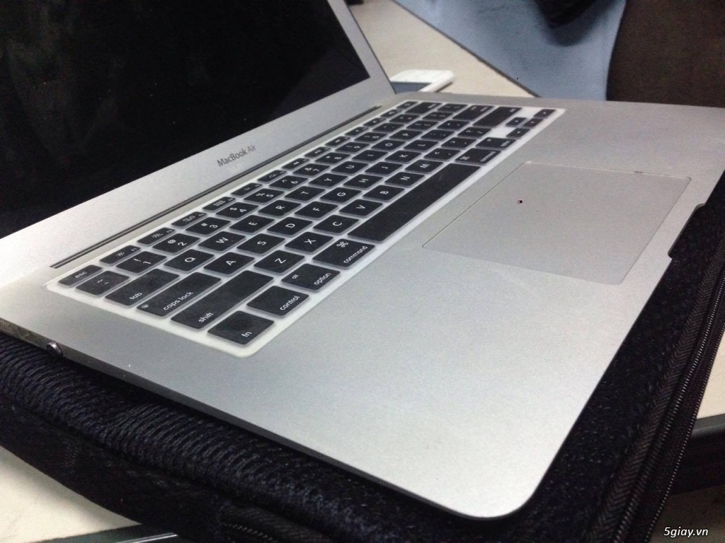 Macbook Air 13 inches 2014 MD760 I5 1.4Ghz - 4G - SSD 128G - Pin 4h - 4