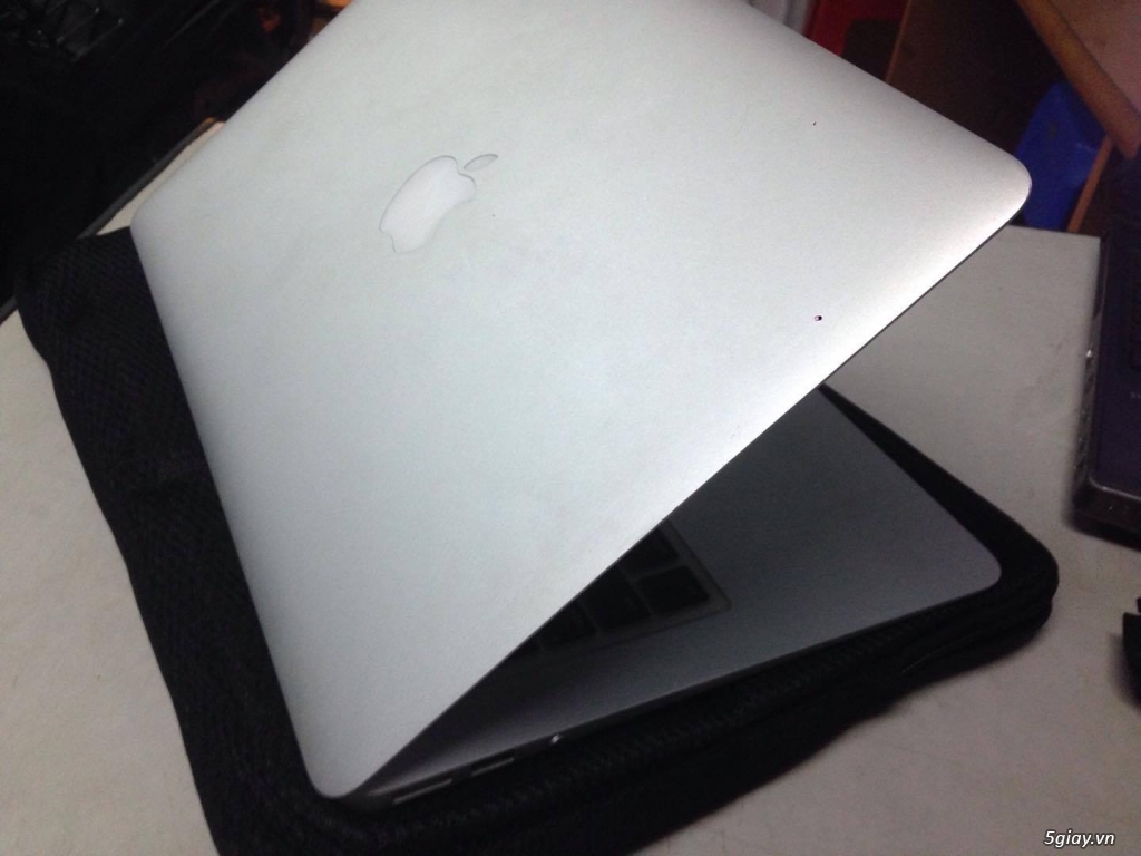 Macbook Air 13 inches 2014 MD760 I5 1.4Ghz - 4G - SSD 128G - Pin 4h - 1
