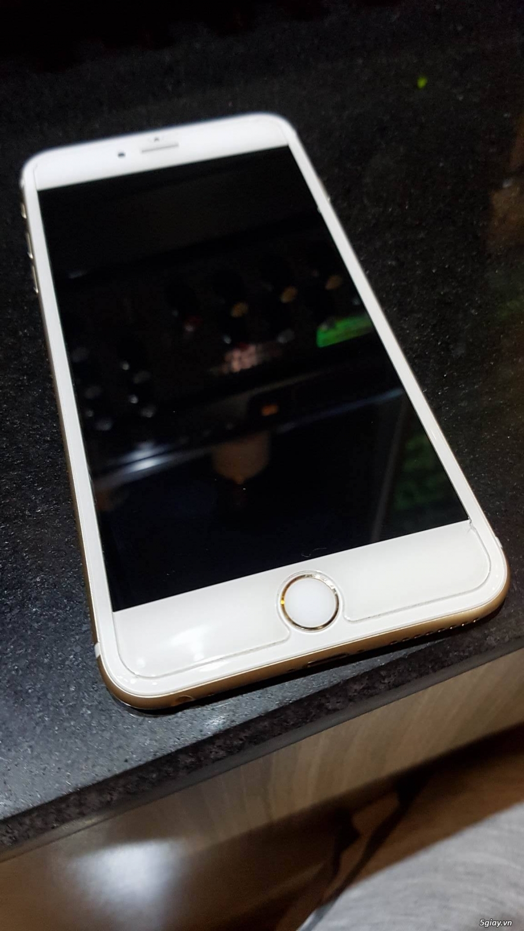 [HCM] - Cần bán iPhone6 Plus màu vàng mới 99%