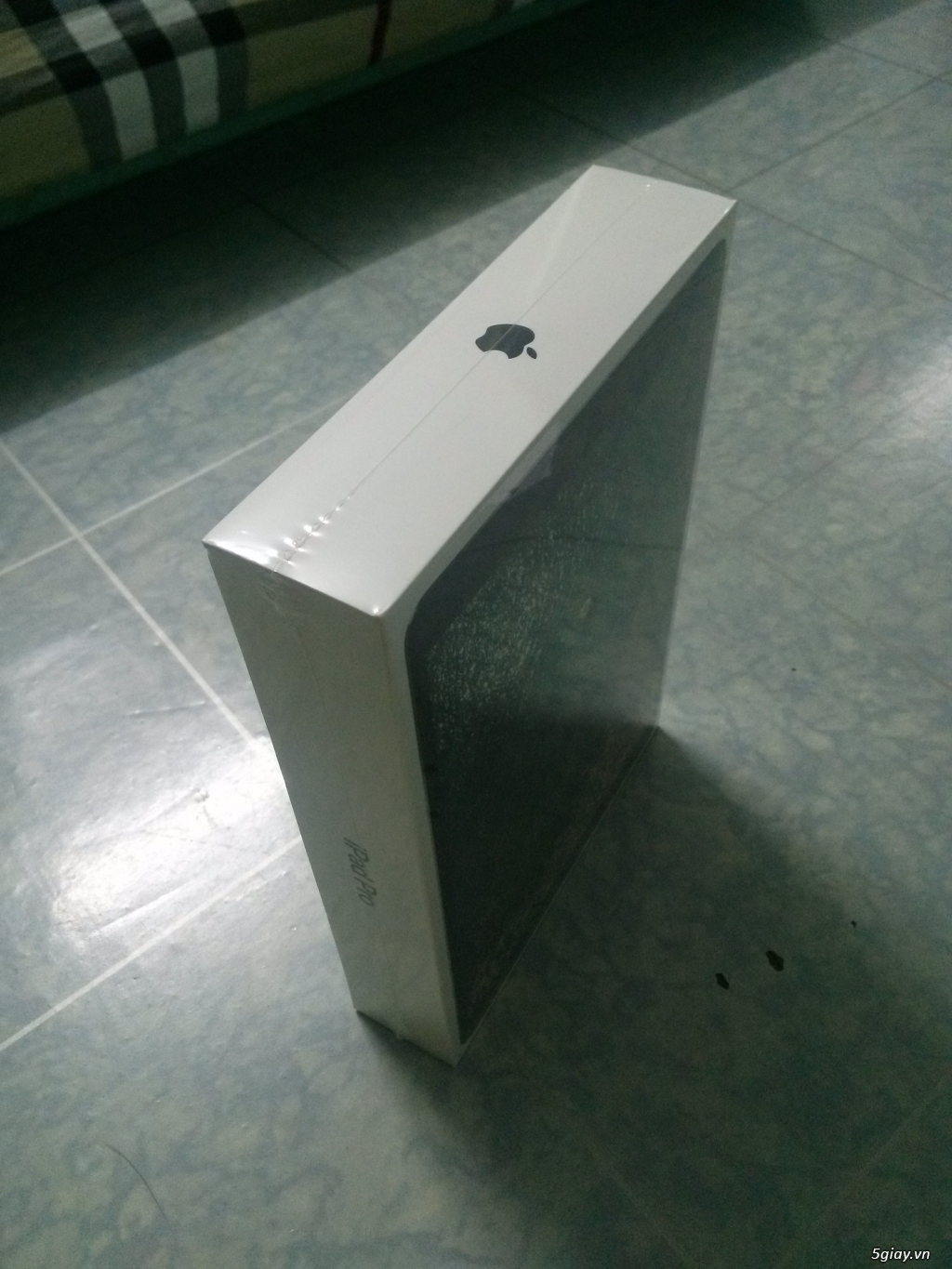 Hàng US...Ipad new 100% 10.5in Wifi + Cellular, 64GB, seal - 1