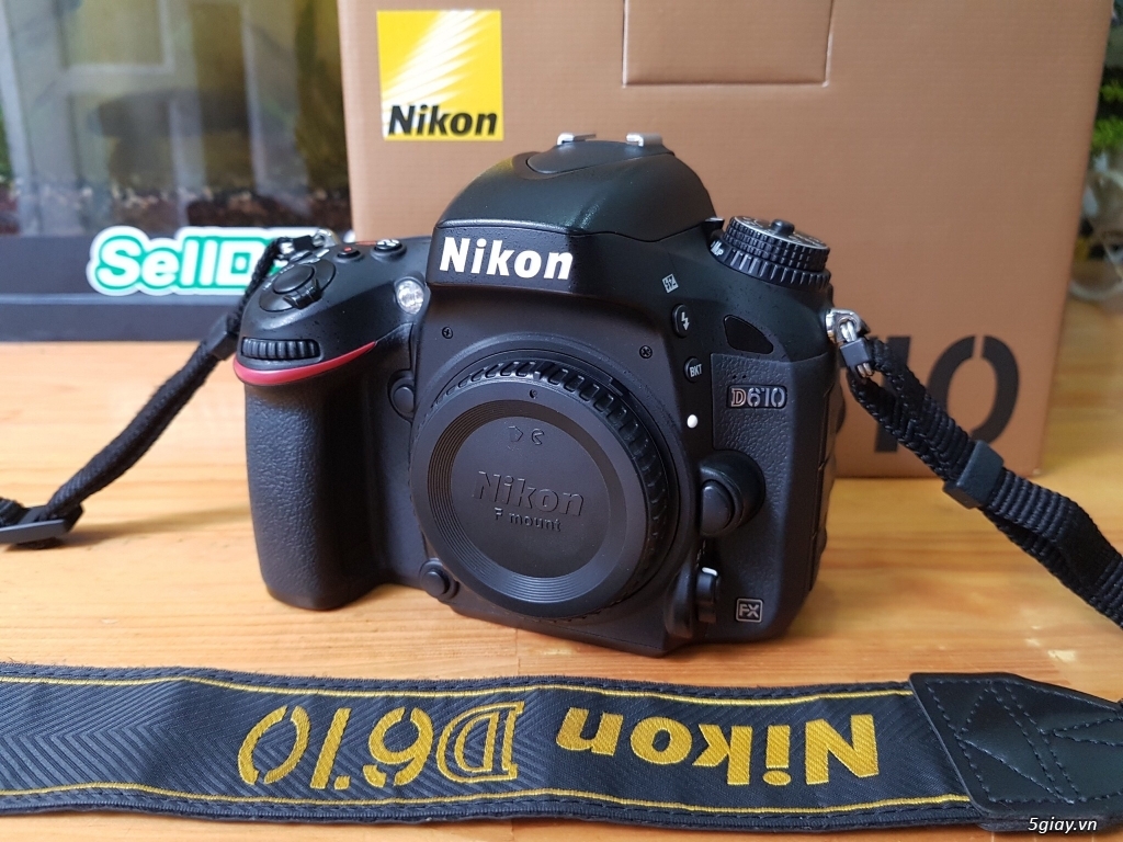 Nikon D610 / Nikon AF-S 18-105 VR / 40F2.8G / Sigma 70F2.8 EX DG Macro