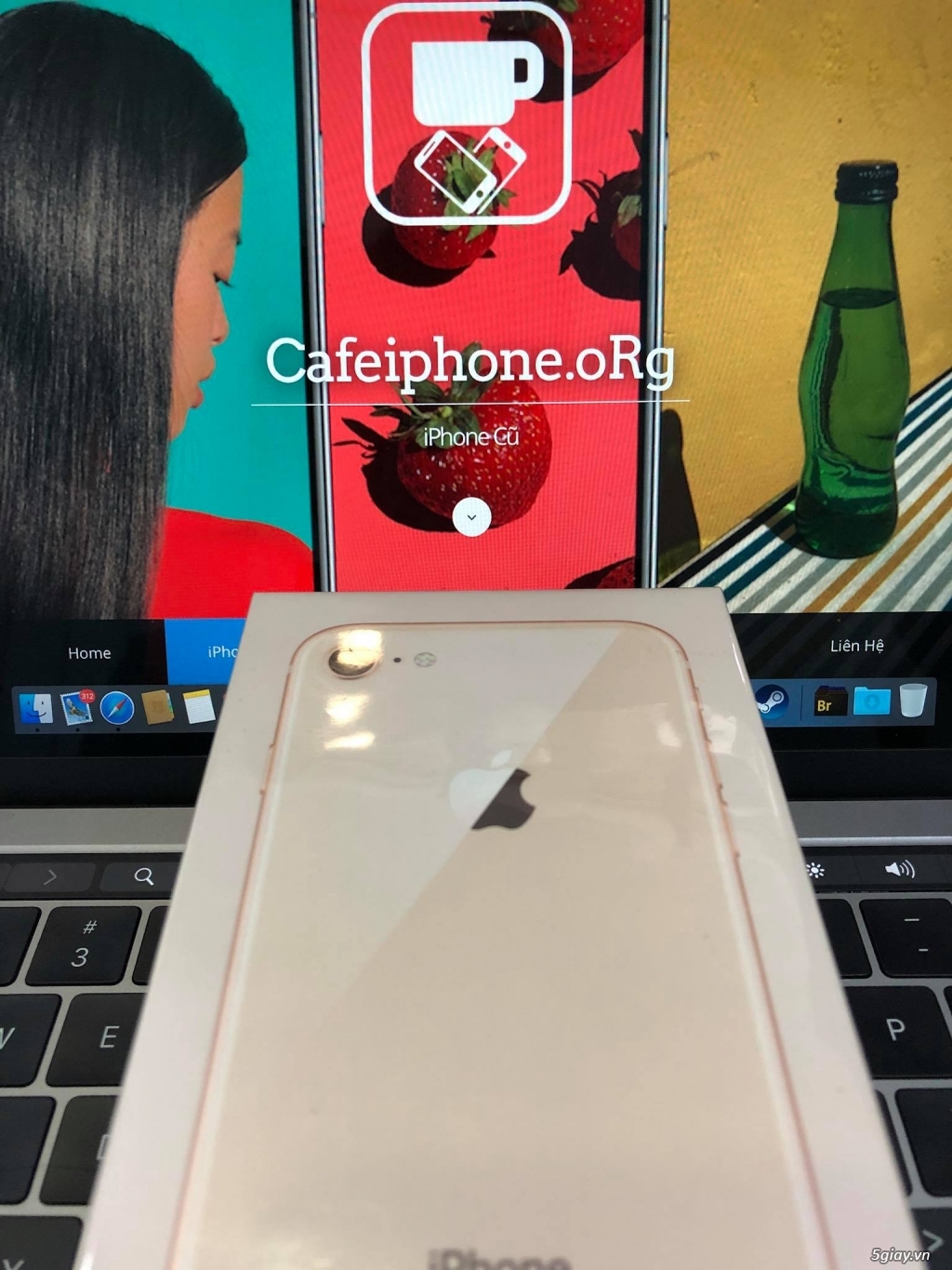 iPhone 8 64GB Gold New 100% Apple care 2 năm BH đến 10/2019 - 1