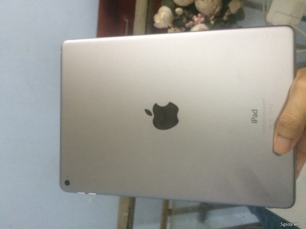 Ipad air 2 gray 16gb wifi 99% - 1