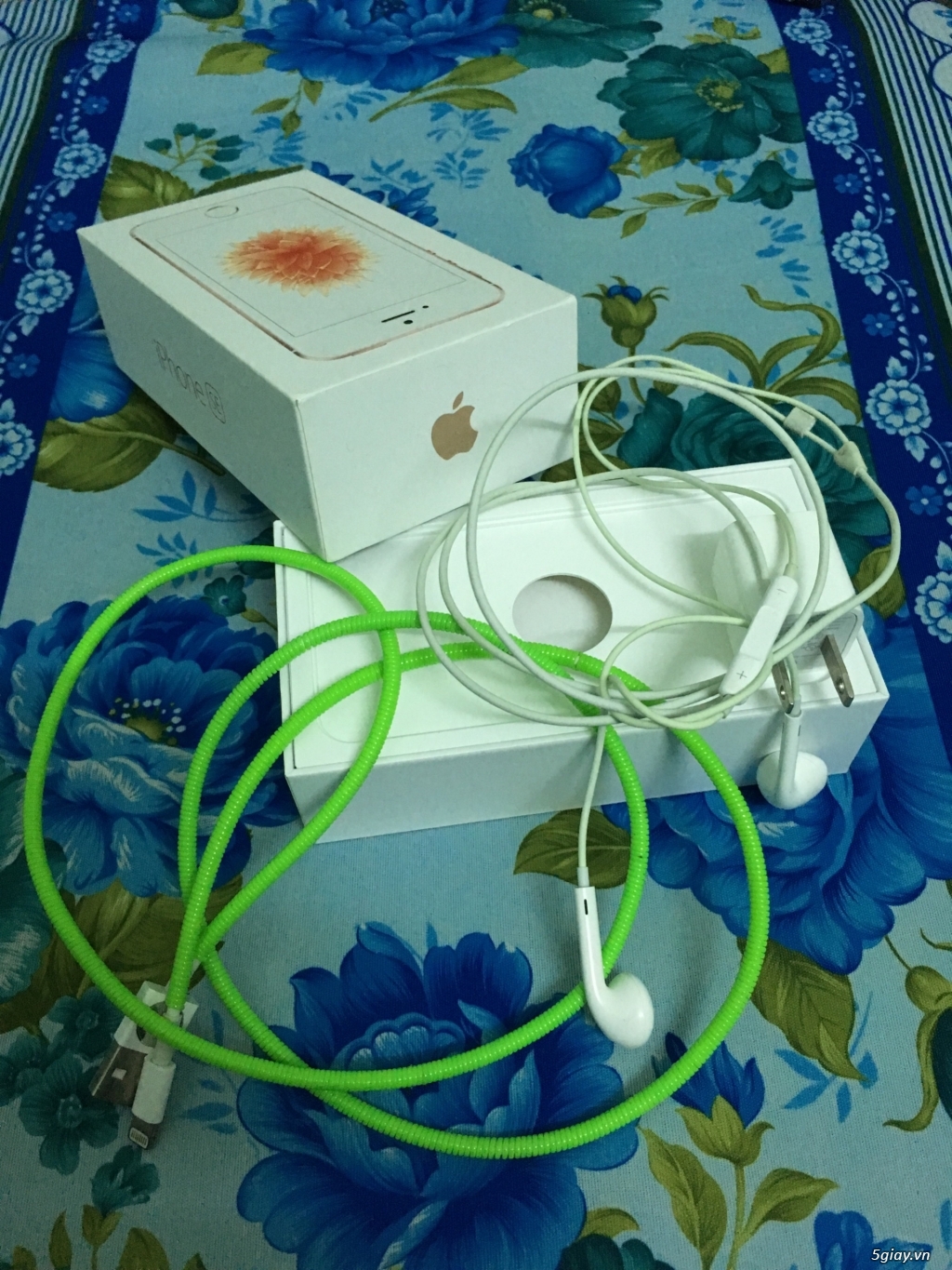 iPhone SE (rose) likenew fullbox giá 4trxxx - 2