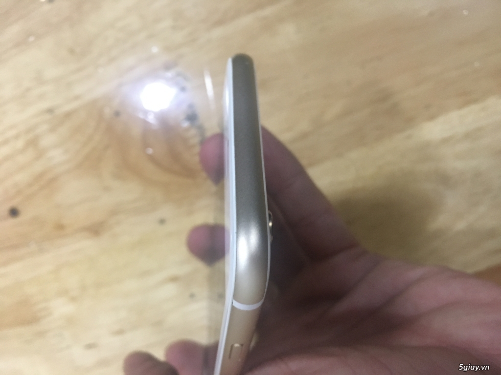 iphone 6s 64gb Gold qte máy zin chưa trầy xước