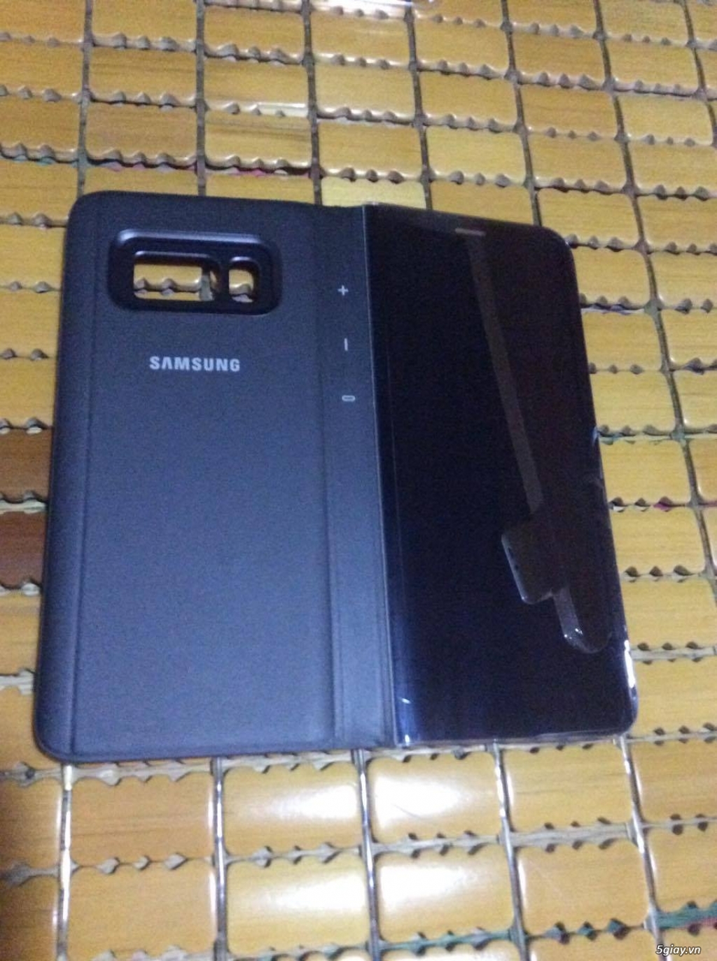 Clear View Standing Cover của Galaxy S8 - 1
