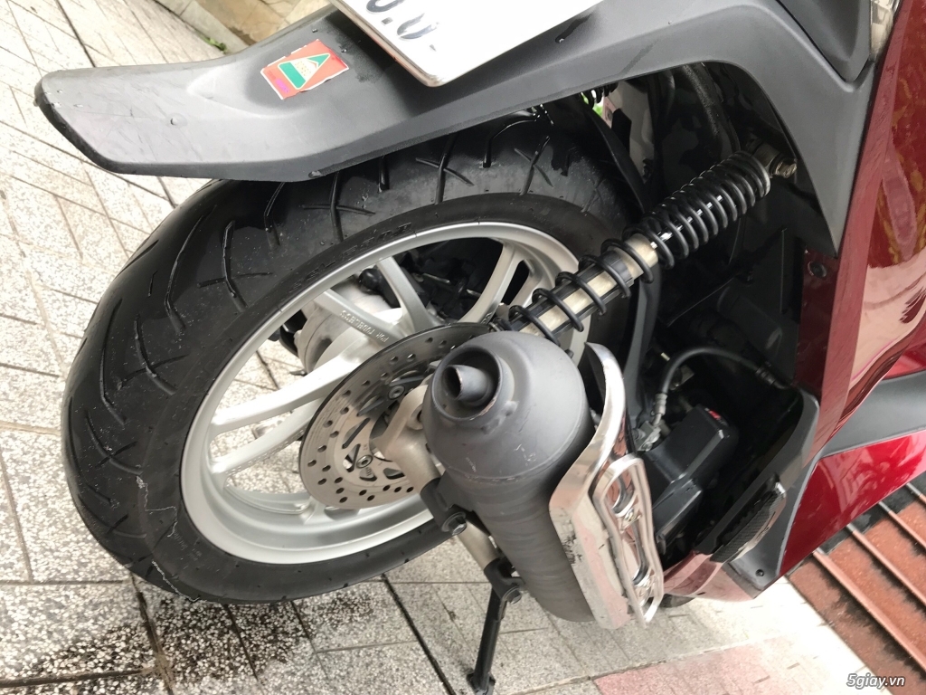 Honda SH 150i đỏ bạc sáng tài lộc - 2