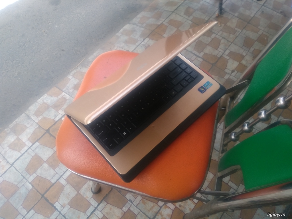 Laptop Hp 430 màu đồng sáng tươi thời trang cao cấp - 1