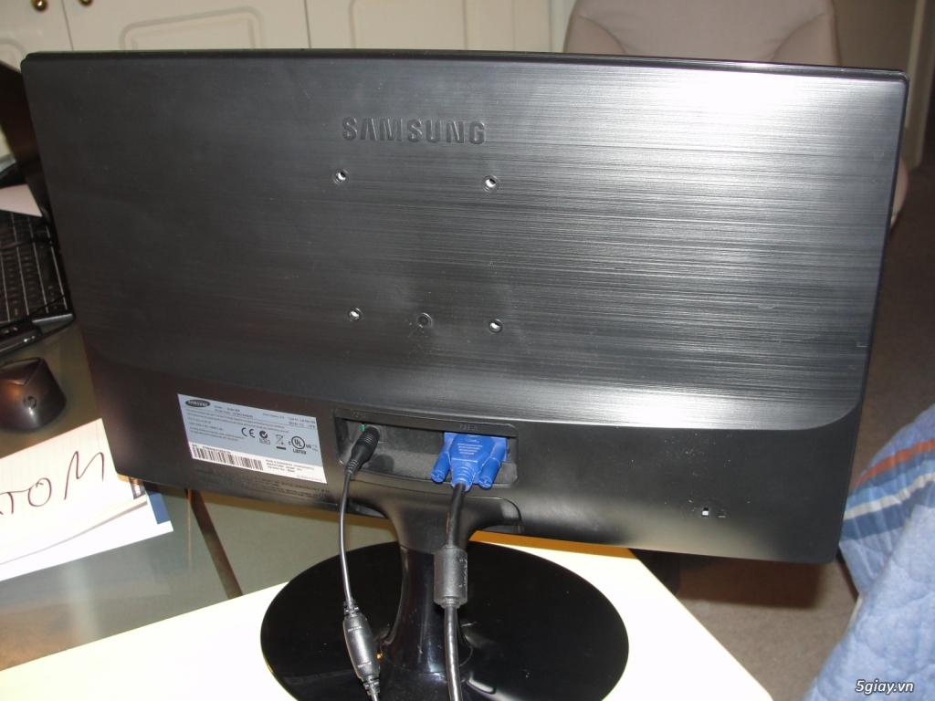 Xã 50c LCD Samsung 19-20 led giá rẻ,hàng đẹp như mới - 1