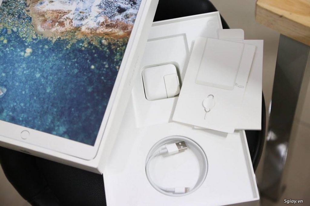 iPad Pro 10.5 64Gb Silver Fullbox. Bảo Hành Apple 2 NĂM - 3